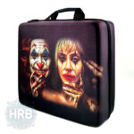 کیف کنسول PS4 طرح Joker And Harley Quinn - چهار کاره - Image 2